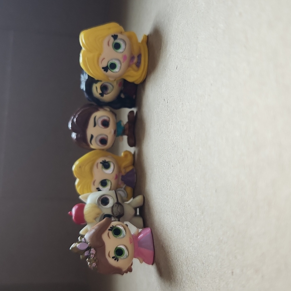 Disney Tangled doorables Lot Of 6 3 Of Rapunzel